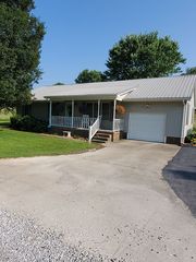 10 Fowler Rd, Marion, KY 42064