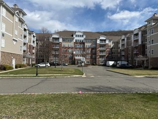 1118 Warrens Way, Wanaque, NJ 07465