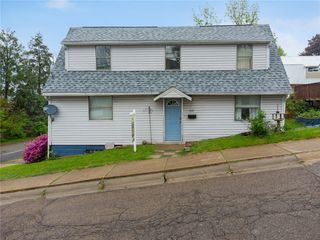 517 Moore St, Arnold, PA 15068