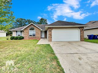 125 Maplewood St, Rogersville, MO 65742