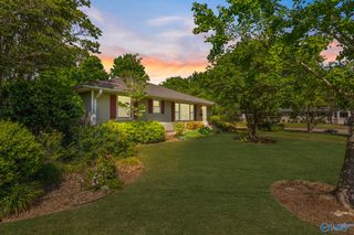 1721 Sandlin Ave SE, Huntsville, AL 35801
