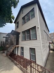 3327 S  Lituanica Ave, Chicago, IL 60608