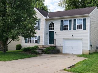 527 Ripple Creek Dr, Elsmere, KY 41018