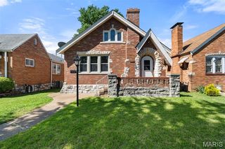 4320 Toenges Ave, Saint Louis, MO 63116