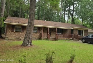 612 Calhoun Street, Clinton, NC 28328