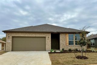8209 Tomcat Trl, Godley, TX 76044