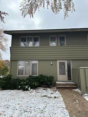117 Windsor Ct, New Brighton, MN 55112
