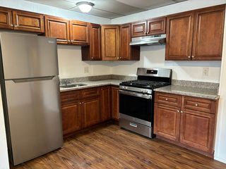 75 Crapo St #1S, New Bedford, MA 02740