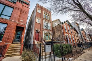 945 N Honore St #3, Chicago, IL 60622