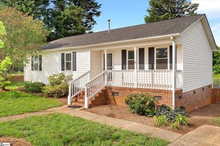 18 Genesis Ct, Greenville, SC 29601