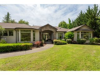 558 Wulff Ln, Roseburg, OR 97471
