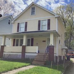 3560 W  100th St, Cleveland, OH 44111