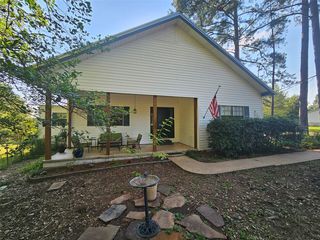 212 N  Magnolia St, Plain Dealing, LA 71064