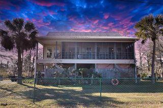 72 Catfish Ln., Georgetown, SC 29440
