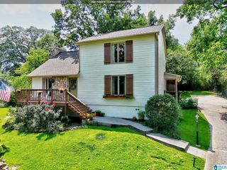 2244 Great Rock Rd, Vestavia Hills, AL 35216