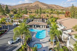 241 Country Club Dr #39714, Simi Valley, CA 93065