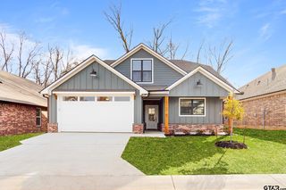 3060 Royal Garden Rd, Tyler, TX 75701