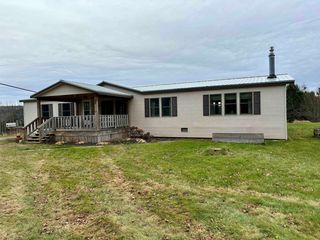 473 Duck Pond Road, Barton, VT 05822