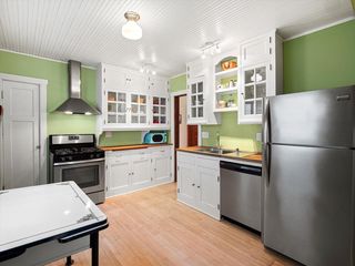 807 East Otjen STREET, Milwaukee, WI 53207