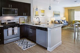 4100 Summit Dr #2418, Bridgewater, MA 02324