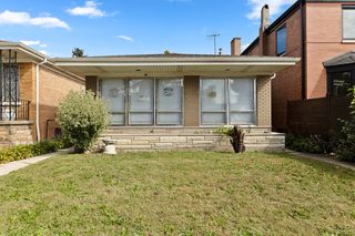 9437 S  Indiana Ave, Chicago, IL 60619