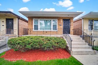 7015 S  Honore St, Chicago, IL 60636