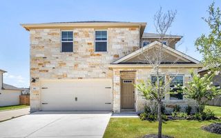 393 El Capitan Loop, Dripping Springs, TX 78620