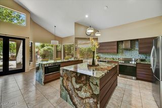 1118 E POTTER Drive, Phoenix, AZ 85024