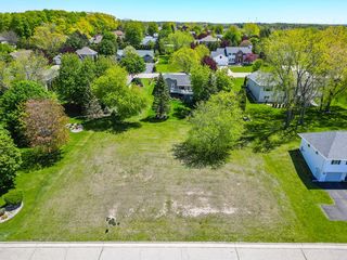 N  16th Dr, Sturgeon Bay, WI 54235