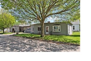 104 N  15th St, Decatur, IN 46733