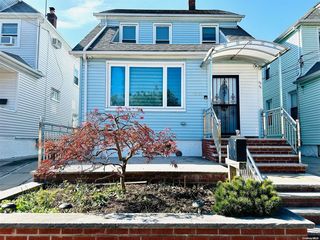 48-36 207th Street, Oakland Gardens, NY 11364