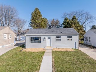 1804 Badger STREET, Racine, WI 53403