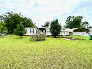 2183 Ashleigh Ave, Grand Ridge, FL 32442
