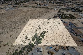 561 W  Lexis Ln, Pahrump, NV 89048