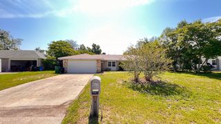 1073 Leeward Dr, Deltona, FL 32738
