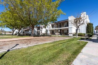 16850 Jasmine St #S-01, Victorville, CA 92395