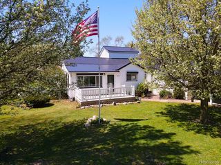 4073 Helen Ave, Fort Gratiot, MI 48059
