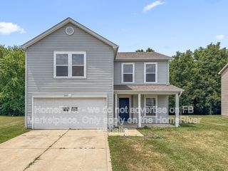 524 Runnymede Ct, Greenfield, IN 46140