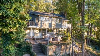 30 South Rd, Bloomingdale, NJ 07403