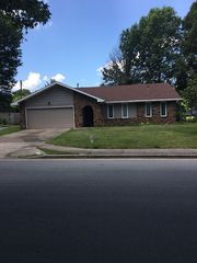 5475 S  Clay Ave, Springfield, MO 65810