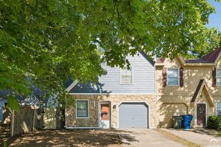 303 Northwood Ln, Lawrence, KS 66044
