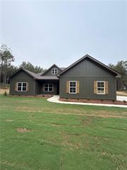 8912 Lee Road 175, Salem, AL 36874