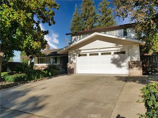23276 Cypress Point Dr, Ripon, CA 95366