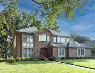2156 Woodfield Rd, Okemos, MI 48864