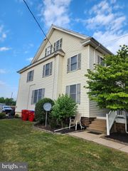 447 N  Main St, Souderton, PA 18964