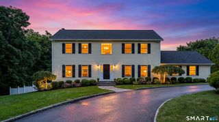 63 Garibaldi Lane, New Canaan, CT 06840
