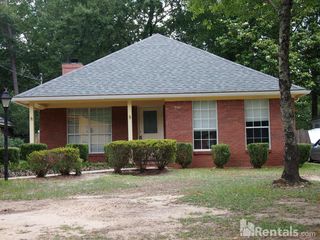 915 Wildwood Ave, Mobile, AL 36609