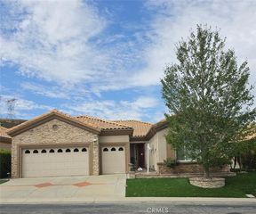 1841 Masters Dr, Banning, CA 92220