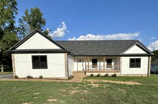 50 Sonoma Dr, Fayetteville, TN 37334