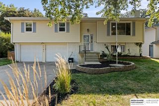 1101 Bluff St, Bellevue, NE 68005